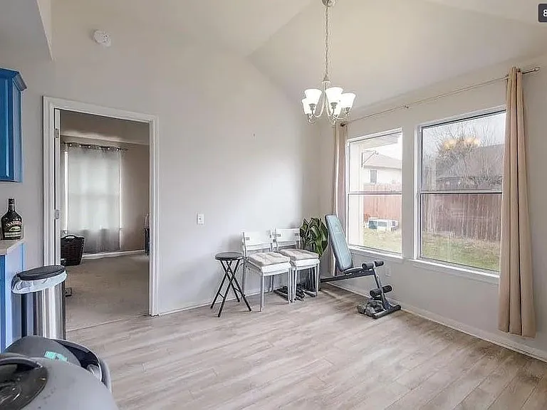 7324 Colony Park Dr — Photo 8