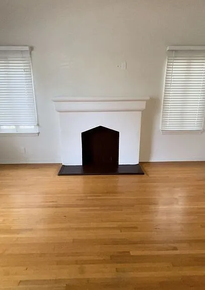 726 S Dunsmuir Ave — Photo 14