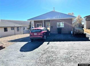 406 Quartz St, Kemmerer, WY 83101