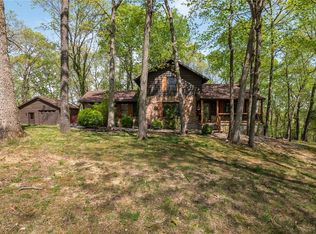 2811 E Springview Dr, Imperial, MO 63052