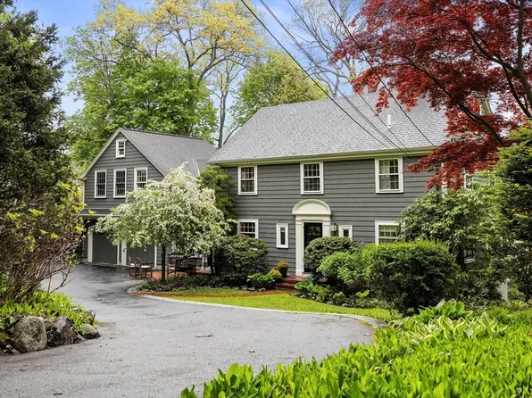 331 Mystic St, Arlington, MA 02474