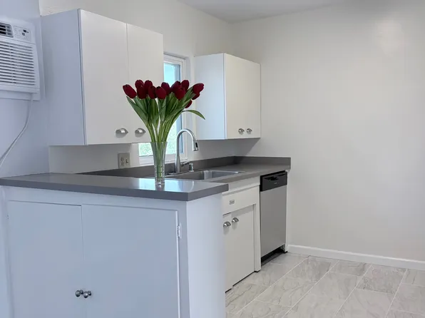 1645 Amberwood Drive, South Pasadena, CA 91030