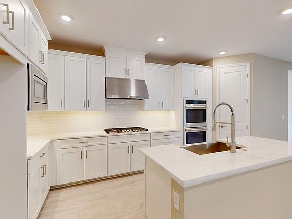 6th image of this home
