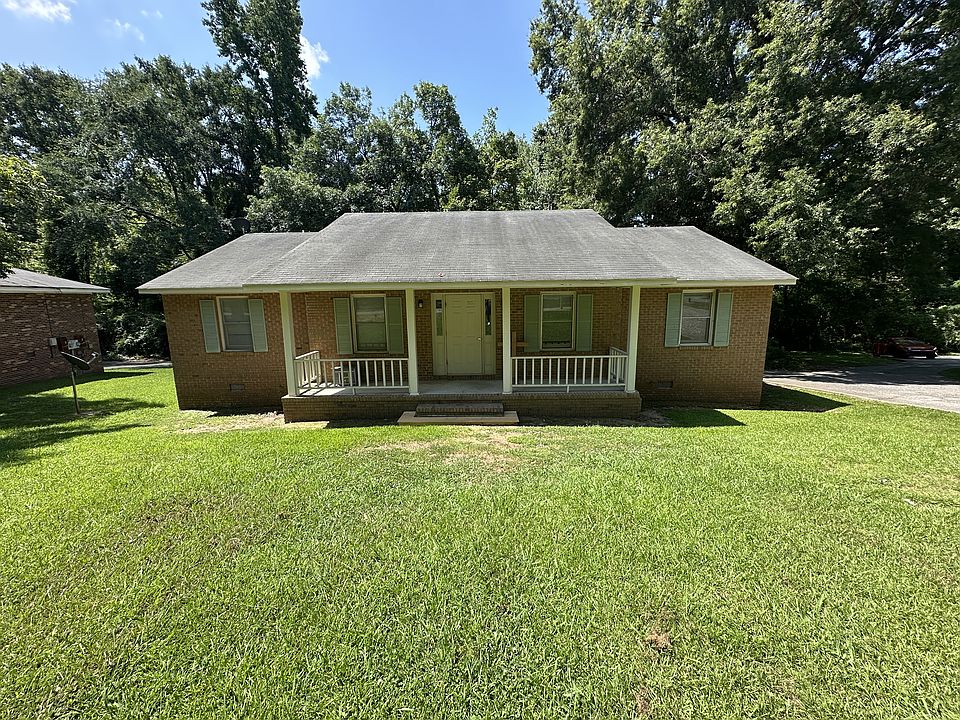 1st image of 1925 Karen Cir #B