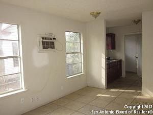 2nd image of 117 Utah St