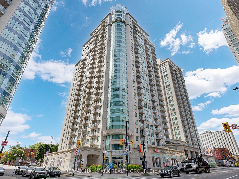 1st image of 234 Rideau St #1509