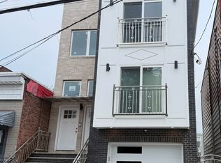 595 N 11th St #2, Newark, NJ 07107