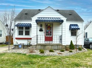 2513 S Pasfield St, Springfield, IL 62704