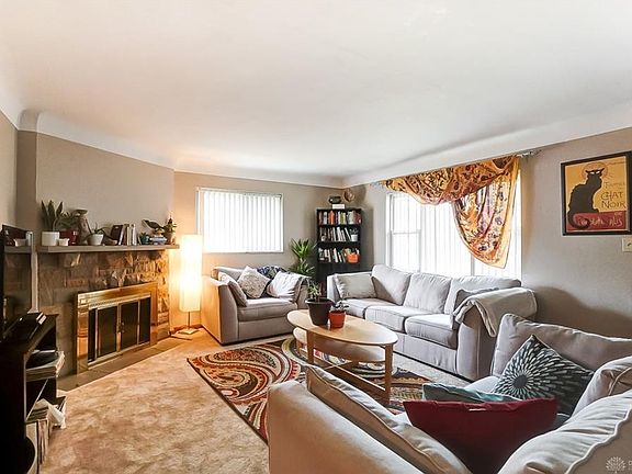3rd image of 3524 Glaser Dr