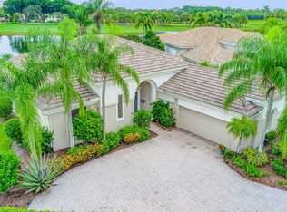 10221 Blue Heron Cv, West Palm Beach, FL 33412