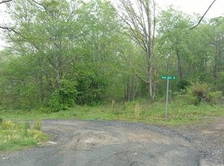 39 Logan Ln, Fletcher, NC 28732