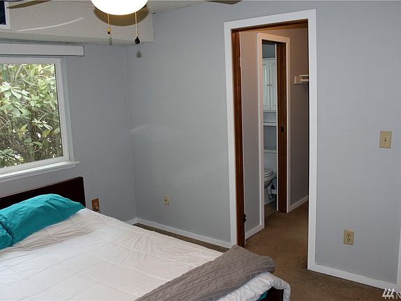 5th image of 12019 212th Ave E