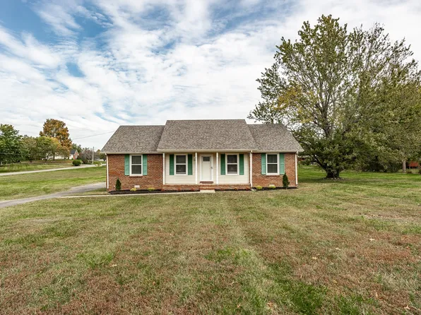 1001 Chelsea Dr, Greenbrier, TN 37073