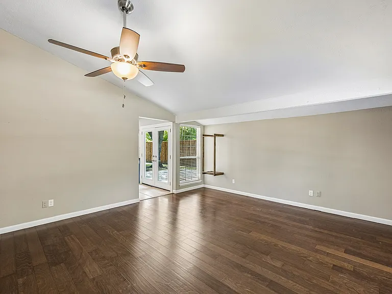 6640 Osage Trl — Photo 9