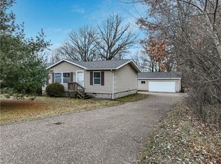 23698 69th Ave, Cadott, WI 54727