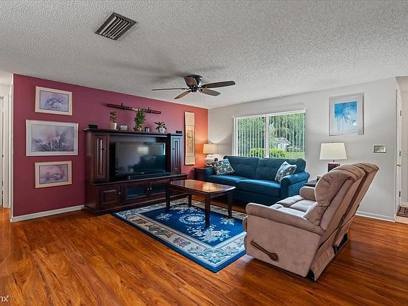 4th image of 16506R Lonesdale Pl