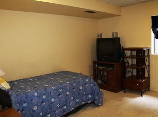 1037 Bishop St, Antioch, IL