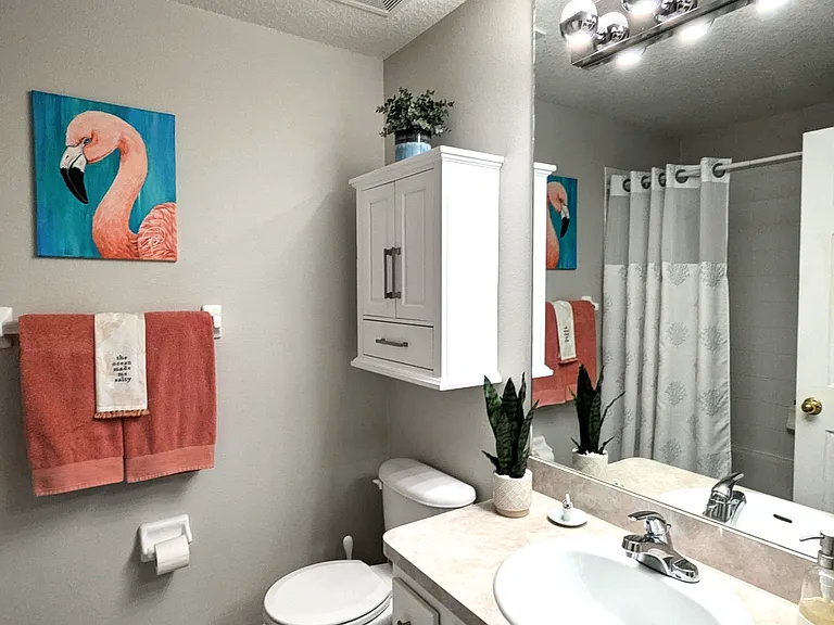 2nd Bathroom