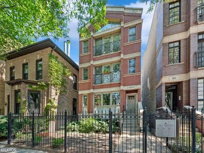 3217 N Kenmore Ave #1, Chicago, IL, 60657