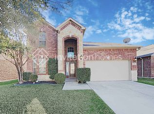 5732 Sapphire Pool Trl, Fort Worth, TX 76244