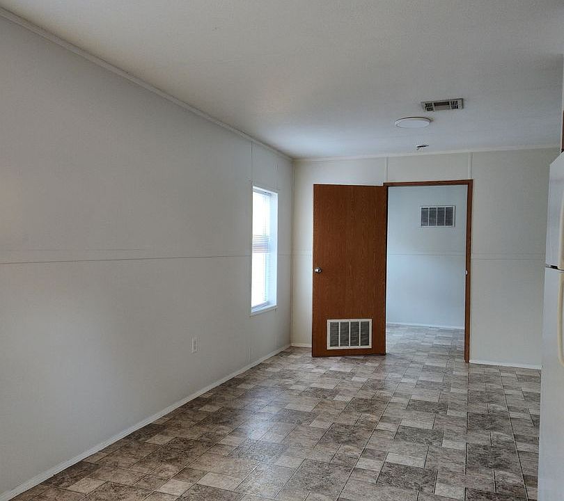 1st image of 1000 W Seale St #17