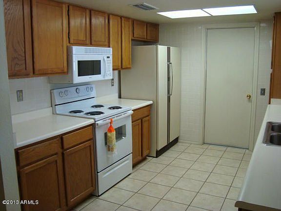 5th image of 12832 W Crystal Lake Dr