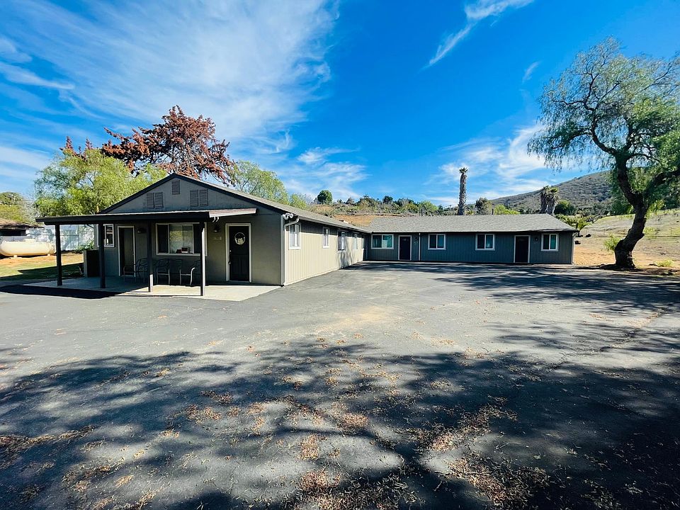 1st image of 3823 Robinhood Ln #C