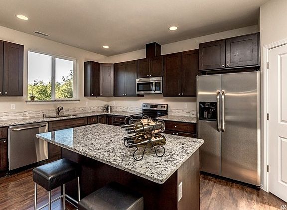3rd image of 25214 159th Street Ct E