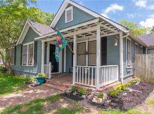 505 E Houston St, Luling, TX 78648