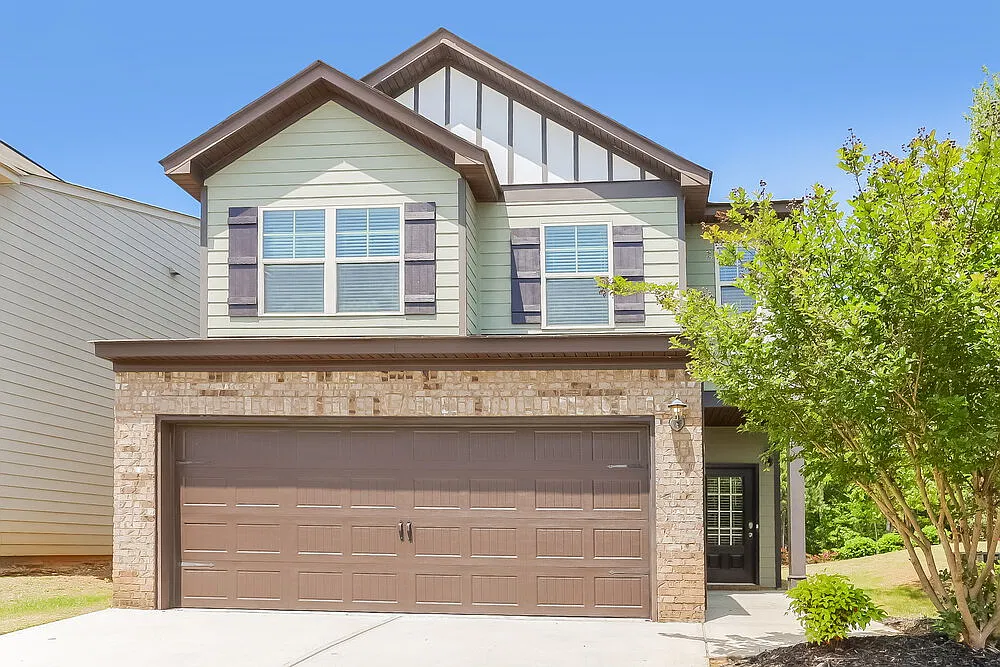 3 bed, 2.5 bath, 1504 sqft, $2,100 — Photo 1
