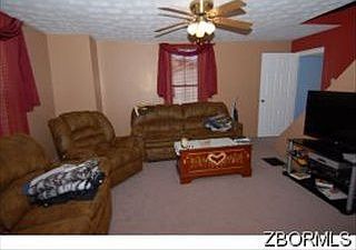 3rd image of 52 N Pembroke Ave