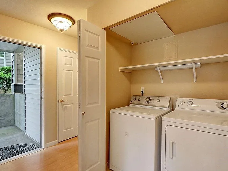 25235 SE Klahanie Blvd — Photo 11