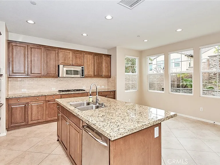4101 Romena Ct — Photo 13