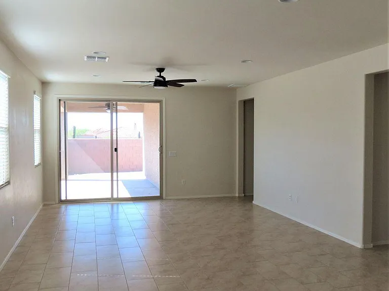 12825 N Oakhurst Loop — Photo 3