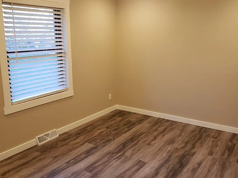 824 Horns Corners Rd — Photo 13