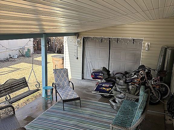 4th image of 2105 Mathilda Dr