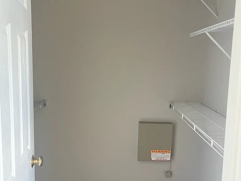 7236 Winterbek Ave — Photo 18