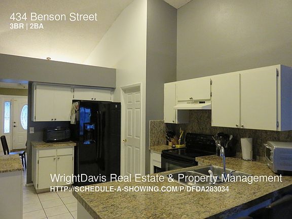 2nd image of 434 Benson St