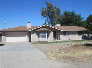 18322 Regal Dr, Madera, CA 93638