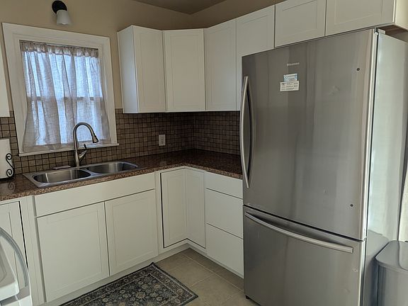2nd image of 1917 N 6th St