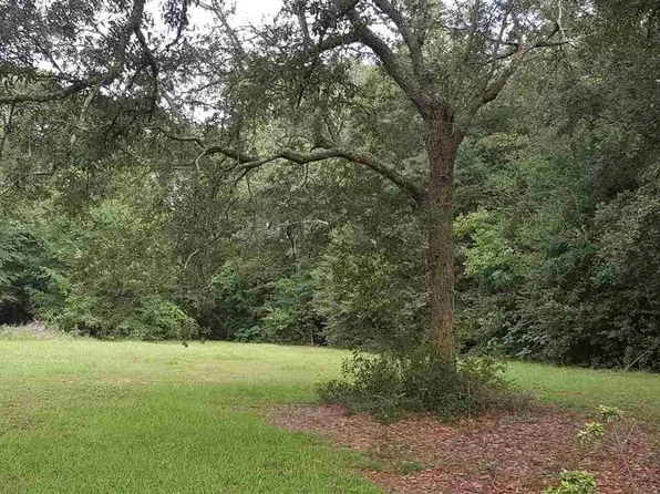 8373 Caminitti Ln, Pensacola, FL 32514