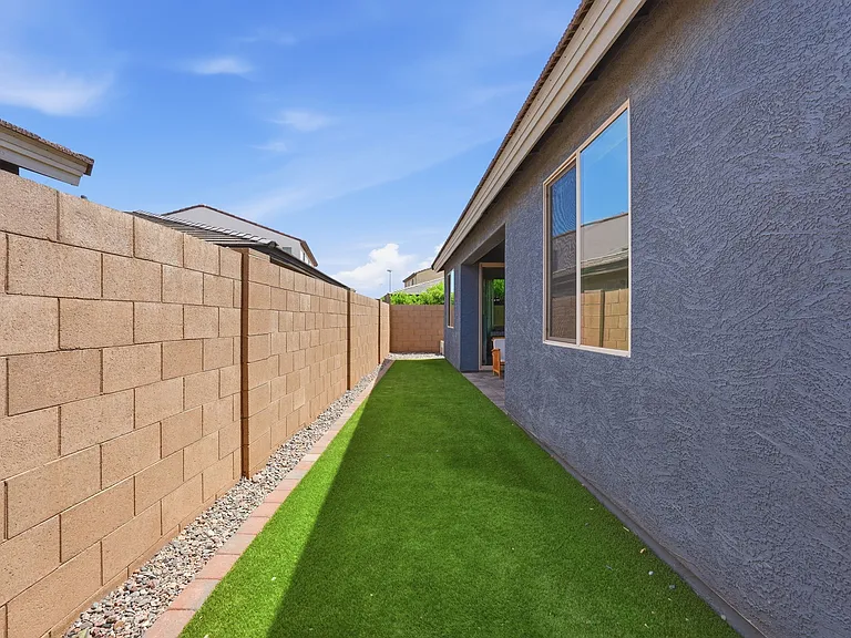 9862 E Palladium Dr — Photo 30