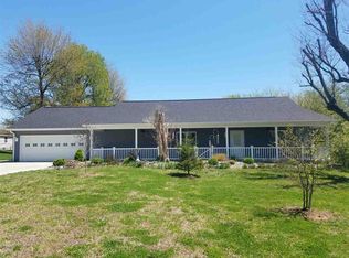 114 E Park Rd, Washington, IN 47501