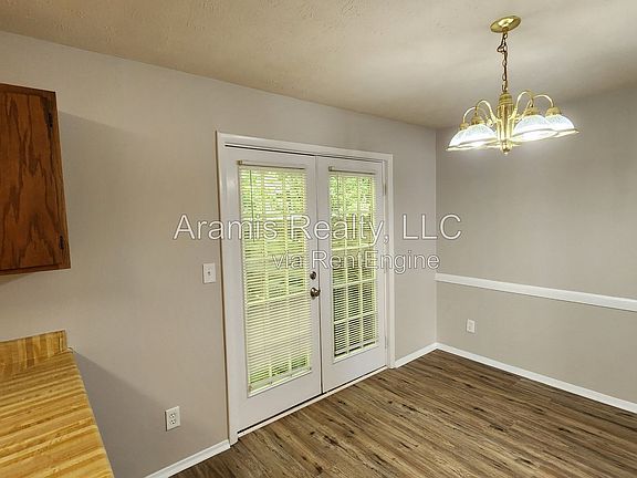 5th image of 2322 Highpoint Rd SW #1