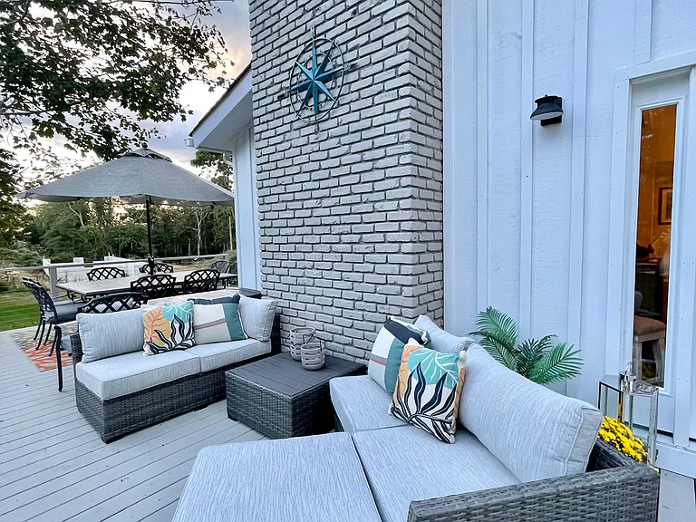 6 Community Dr — Photo 5