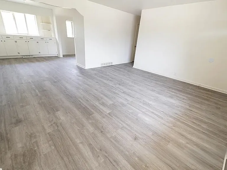 3025 W Saratoga Ave — Photo 5