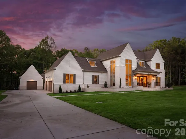 3035 Maple Way Dr, Uninc, NC 28036