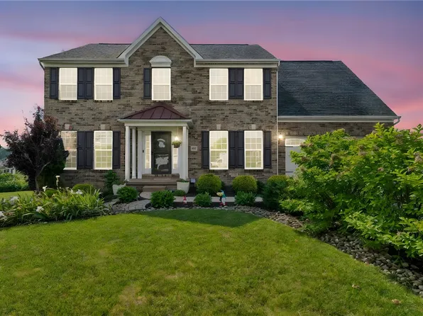 107 Vista Ct, Oakdale, PA 15071