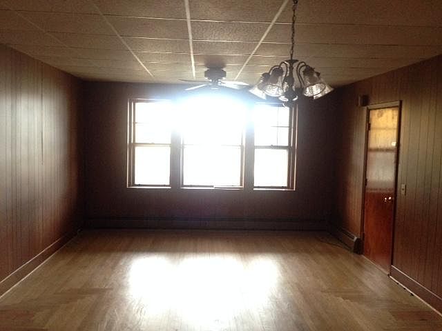 2nd image of 8 Oaklawn Terrace # 1 St Floor