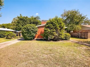 1817 Spring Ave, Carrollton, TX 75006